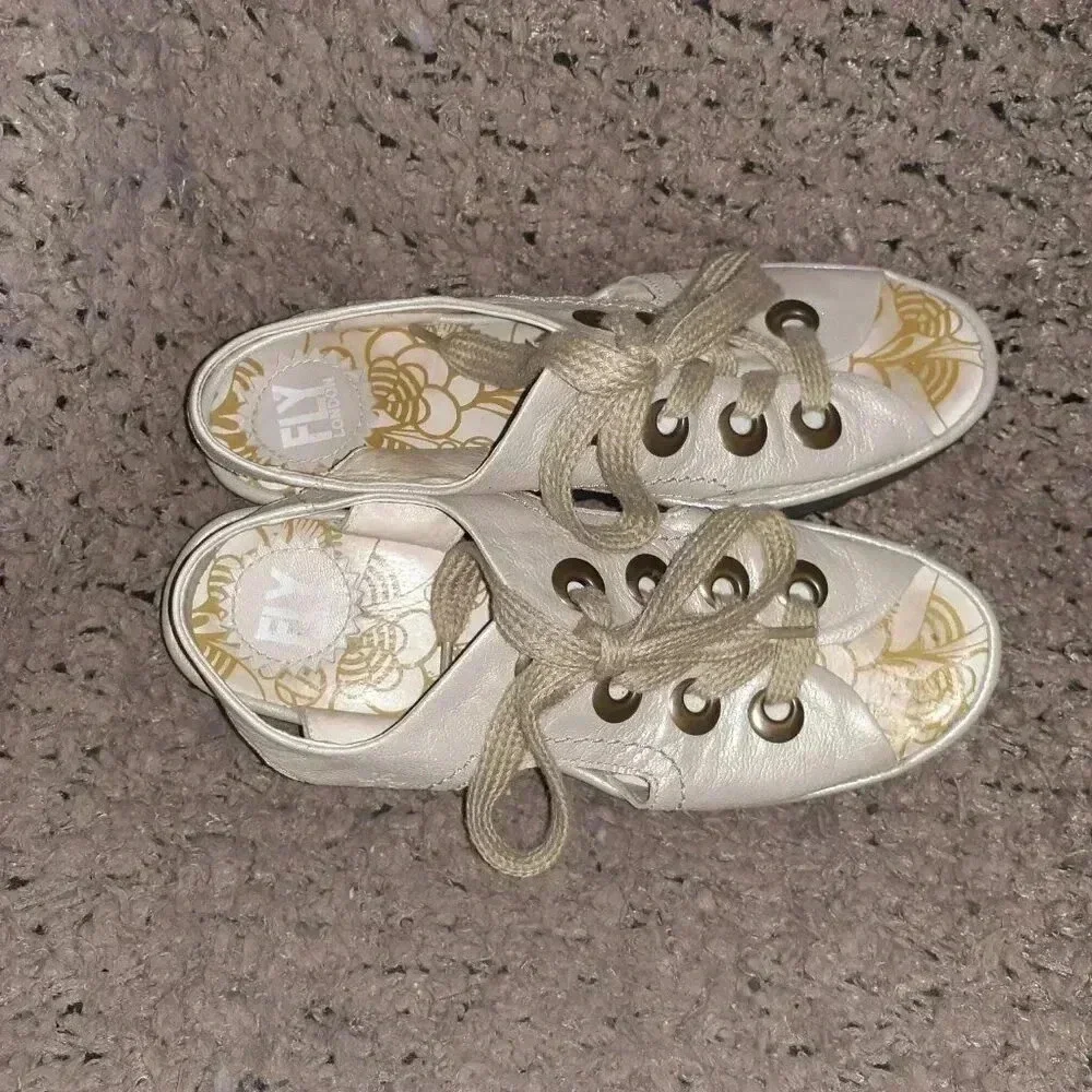 FLY LONDON-Ylva-Pearlescent Shimmer Leather Lace Up Wedge-Sz 38-7.5-Excellent